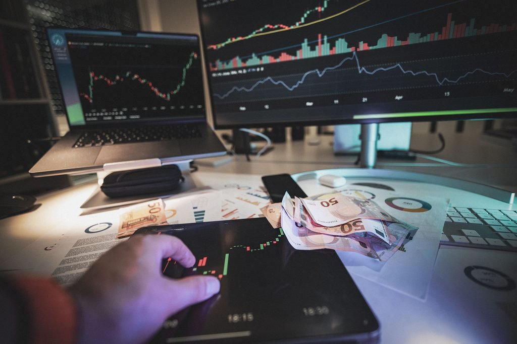beginner learning what is trading stock market